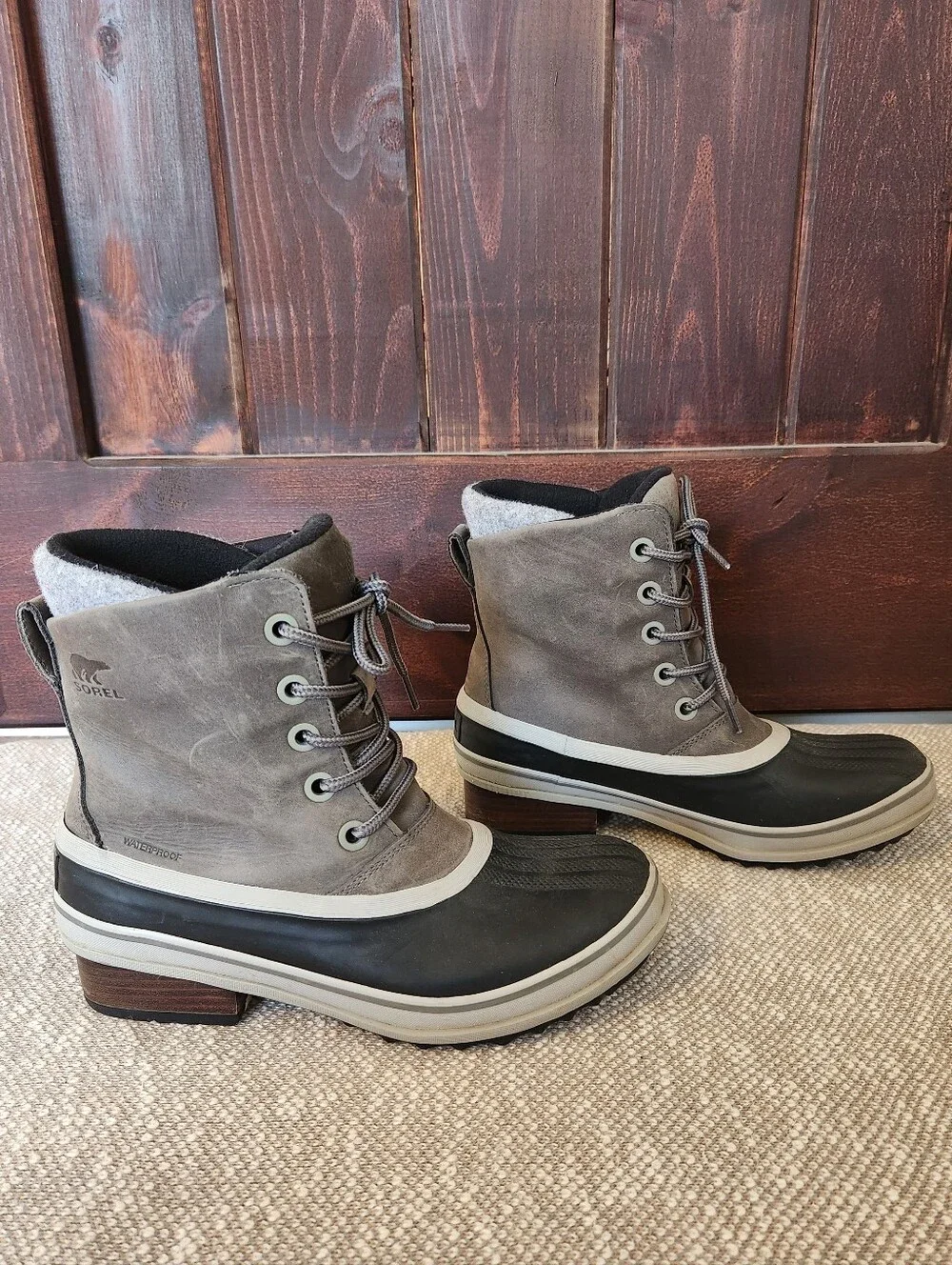 Sorel Womens Slimpack III Lace Waterproof Leather Boot Gray Size 10, Like New!